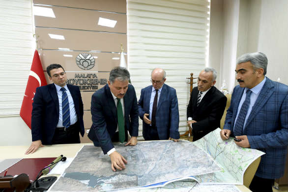 Ahmet Çakır, hazırlanan planlamalarla Malatya’nın 50 yıllık geleceğini planladıklarını belirtti.İNŞALLAH