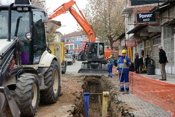 Maski , Malatya genelinde çalışmalarına ara vermeden devam ediyor.
