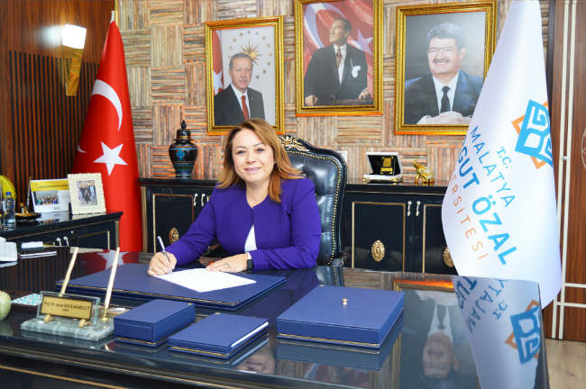 Rektör Karabulut: “30 Ağustos Zaferi; dünyada bir benzeri olmayan fedakarlıkların ve kahramanlıkların adıdır”  