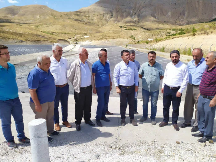 CHP Genel Başkan Yardımcısı Veli Ağbaba, AKP’nin dillere destan yatırımlarını en iyi Malatya’da görüyoruz @herkesicinchp @veliagbaba #malatya #veliağbaba