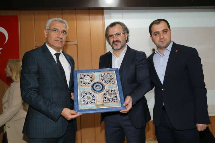 Güder, “Biz, geleceğe yapılan yatırımın en iyi yatırım olduğu bilinci ile hareket ediyoruz dedi.