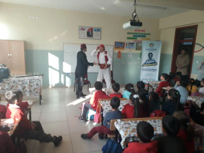 Şaban Sınıfımızda” adlı oyun sergileniyor