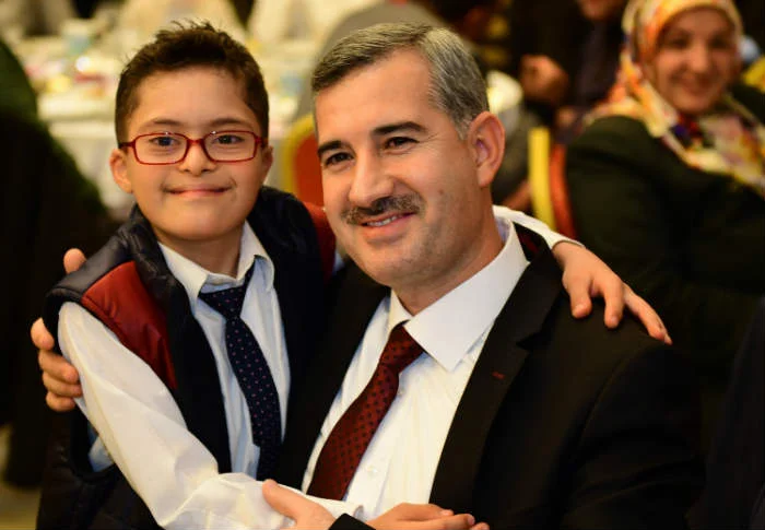 Hayatı Paylaşınca Aramızda Hiçbir Engel Yok