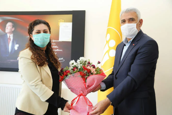 Başkan Güder: “Hemşirelik İnsan Hayatı’na Dokunan Bir Meslektir