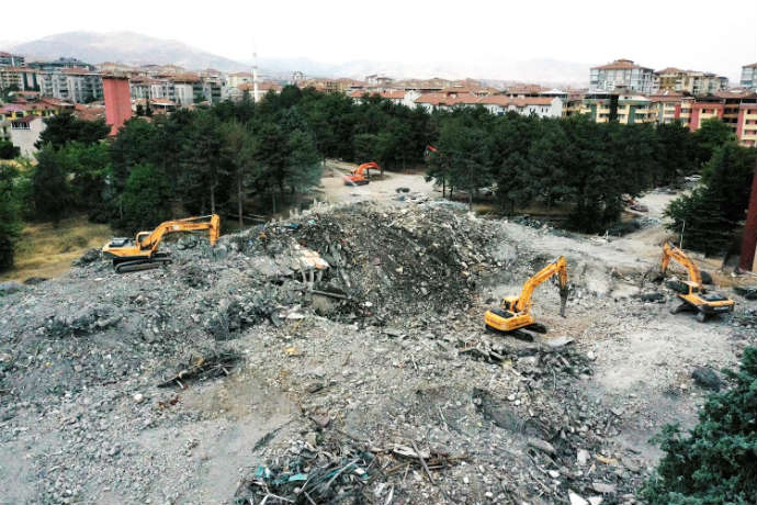 Yeşilyurt’umuzun Değişimine Yakışacak Bir Hizmet Binası İnşa Edeceğiz