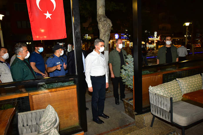 Vali Baruş: “Hiç Kimsenin Vatandaşlarımızın Sağlığını Tehlikeye Atma Hakkı Yoktur”