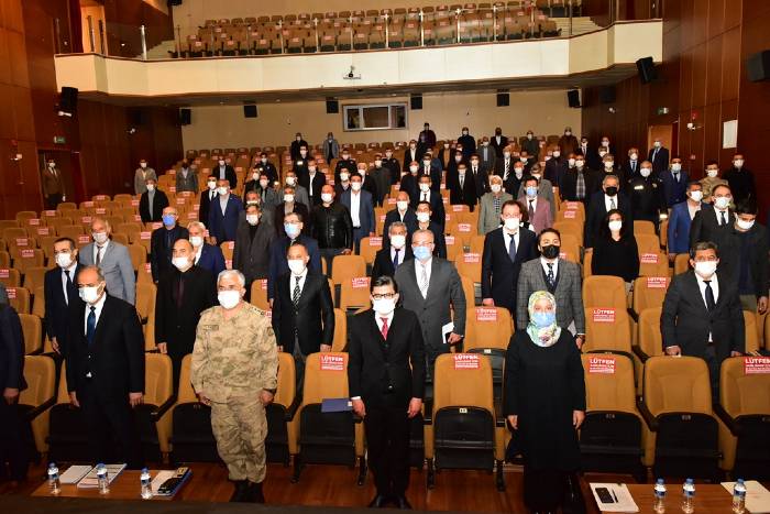 Yeşilyurt İlçesi Muhtarlar Toplantısı Düzenlendi
