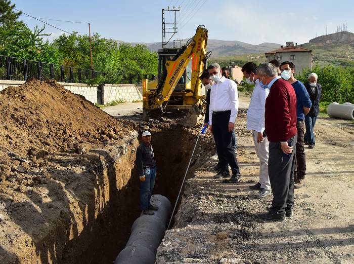 Vali Baruş, Gelincik Tepe Bağlantı Yollarını İnceledi