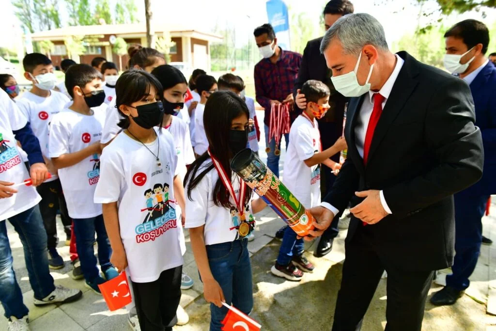Bütün Çocuklar Mutlu ve Huzurlu Olmayı Hak Ediyor