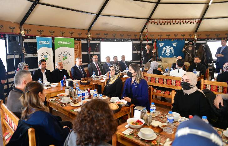 Kahraman Sağlık Ordumuzla Her Zaman Gurur Duyuyoruz