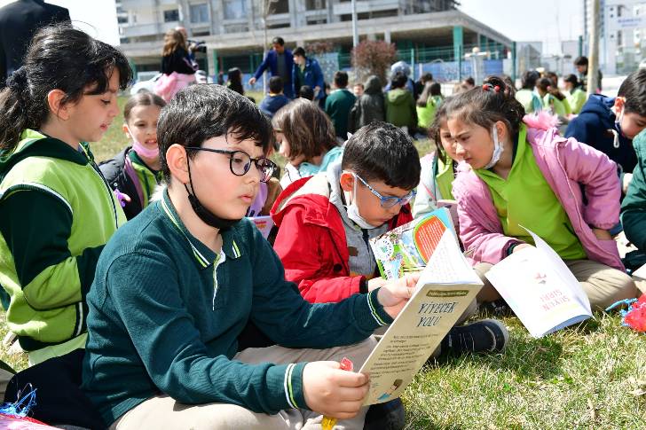 Kütüphaneler, Bir Toplumun Bilgi Birikiminin, Kültür Ve Medeniyetinin En Önemli Hazinesidir