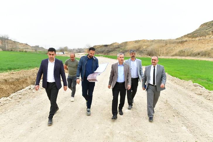 “Sütlüce Mahallesinin Malatya-Sivas Karayoluna Bağlantısını Tamamlıyoruz