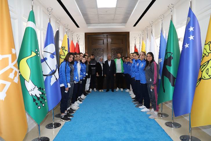 Bayan Futbolculardan Başkan Güder’e 2.Lig Sözü