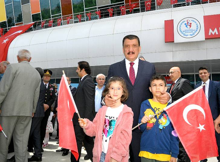19 Mayıs Atatürk’ü Anma Gençlik ve Spor Bayramı coşku içerisinde kutlanıyor