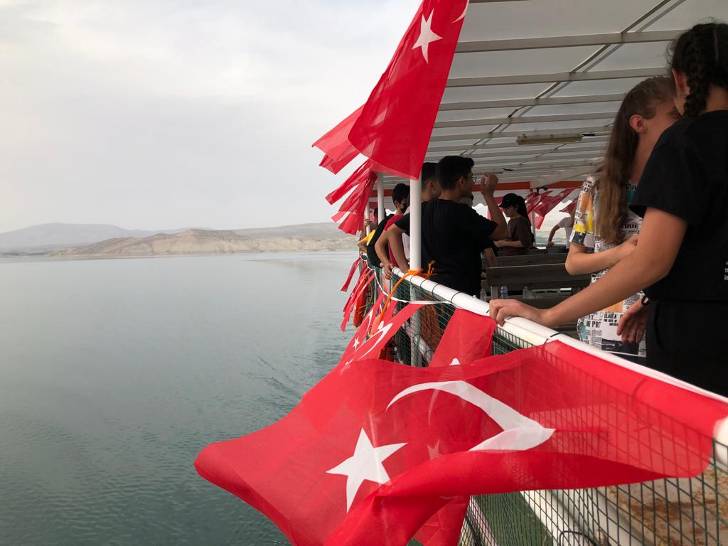 LGS sınavına girecek 8. Sınıf öğrencilerine yönelik motivasyon etkinliği düzenlendi.  