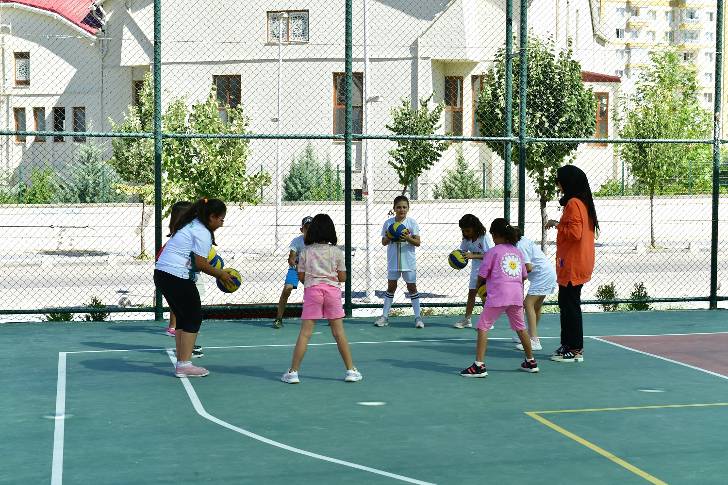 “Antrenmanlar Keyifli Geçiyor, Ortam Çok Güzel”