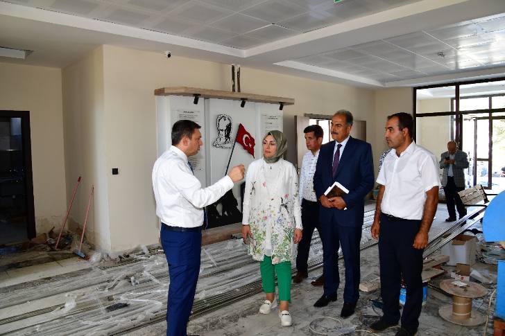 Vali Hulusi Şahin, Yapımı Devam Eden Okul İnşaatlarında ve Melekbaba Gençlik Merkezinde İncelemelerde Bulundu