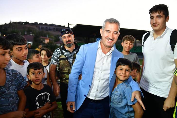 “Hedeflerinin Peşinden Koşan, Özgüveni Yüksek Bir Gençlik İçin Çalışıyoruz”