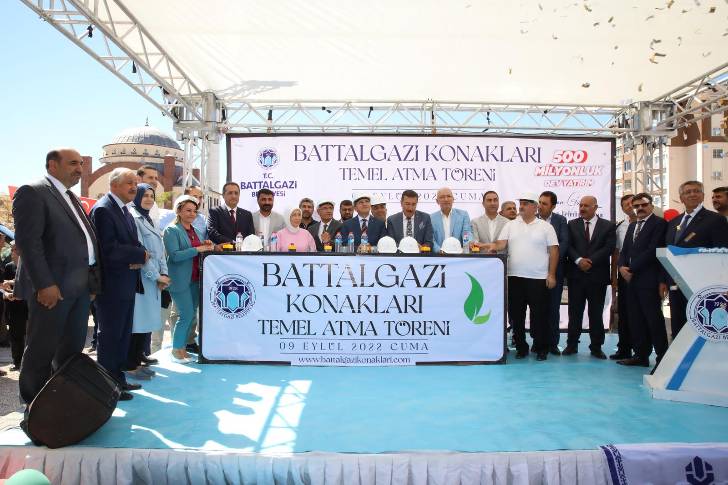 Beydağı eteklerine yapılacak olan ‘Battalgazi Konakları’nın temeli atıldı