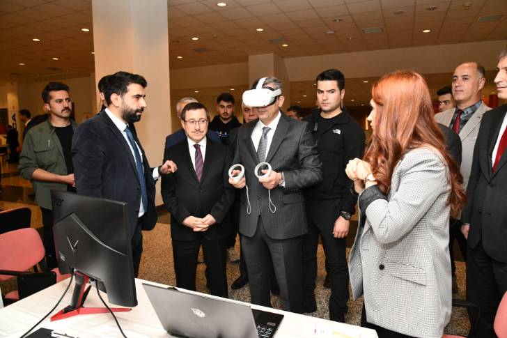 Kariyer Fuarı Düzenlendi