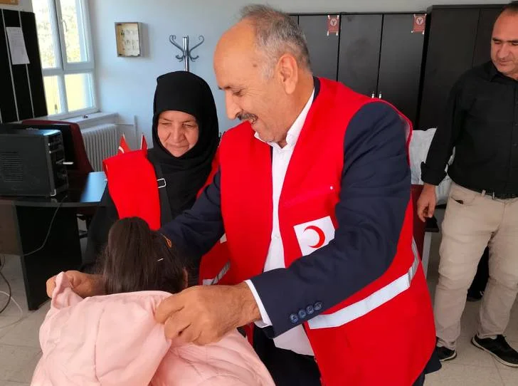 29 Ekim-4 Kasım Kızılay Haftası ilimizde dolu dolu kutlanıyor.