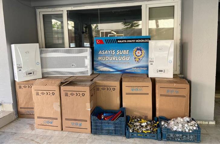 Deprem Bölgesi Malatya’da Kombi ve Doğalgaz Tesisat Malzemelerini Çalan Yüzsüzler Yakalandı