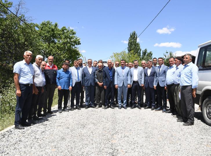 Başkan Gürkan Yazıhan Bahçelievler Mahallesi’ndeki Çalışmaları inceledi