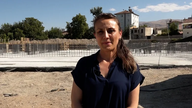 Arslantepe Höyüğü’ne gelen ziyaretçilerin talep ve isteklerini karşılamak amacıyla Karşılama Merkezi inşa çalışmaları devam ediyor.