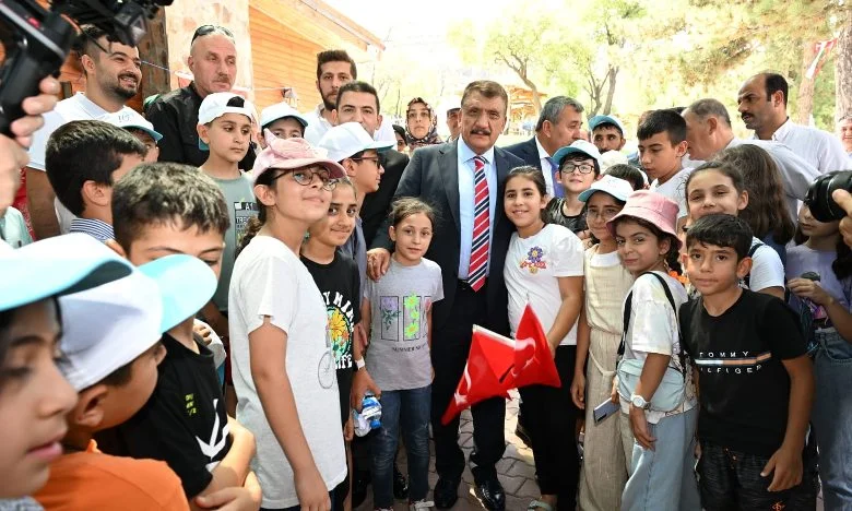 Beydağı Tabiat Parkında düzenlenen ‘Yaz okulları Final Şenliği’ ile sona erdi.