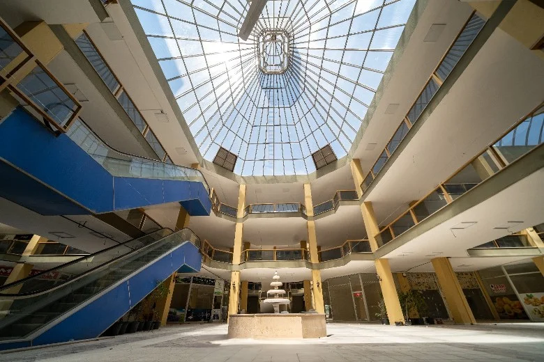 Malatya Büyükşehir Belediyesi tarafından esnaflar için Malatya’nın muhtelif yerlerinde iş yerleri kurulmaya devam ediyor.