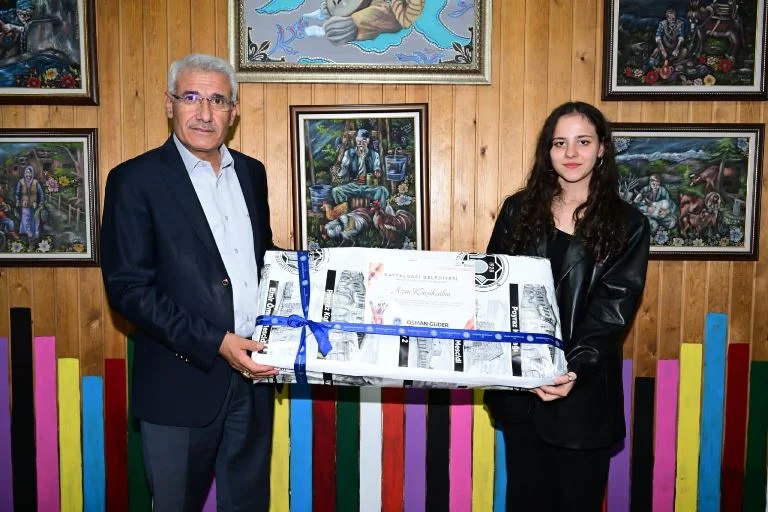Battalgazi Belediyesi Resim Kursunda Yüzde 100 Başarı Elde Edildi