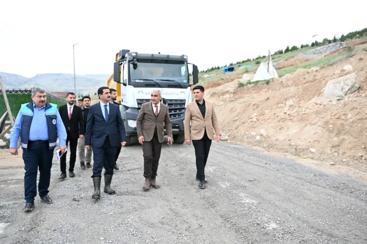 Battalgazi Belediyesi, Orduzu Mahallesi’nde ulaşım altyapısını güçlendiriyor ve vatandaşların yaşam kalitesini yükseltmeyi hedefliyor.