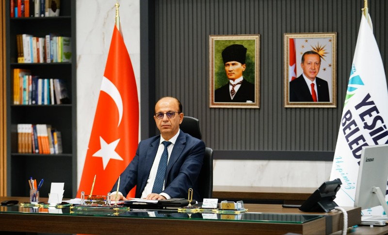 Yeşilyurt Belediye Başkanı Prof. Dr. İlhan Geçit, “Tüm Emekçilerin 1 Mayıs’ını Kutluyorum”