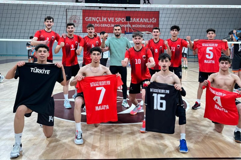 Battalgazi Belediyespor Voleybol Takımı, Türkiye Yarı Finallerine Galibiyetle Başladı