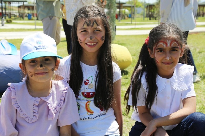 Battalgazi Belediyesi, “Aile Yılı”na Özel Anlamlı Etkinliklerle Vatandaşlarla Buluşuyor