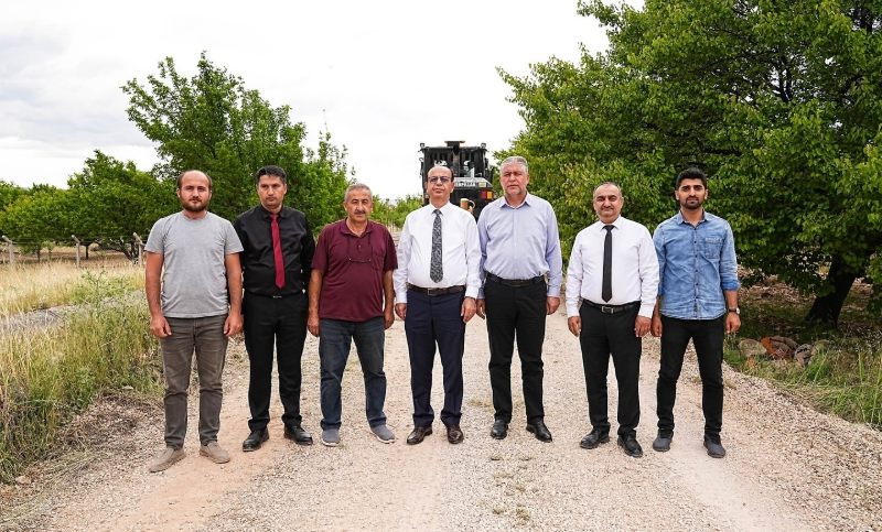 Yeşilyurt Belediyesi, Kırsal Mahallelerin Ulaşım Altyapısını Güçlendiriyor