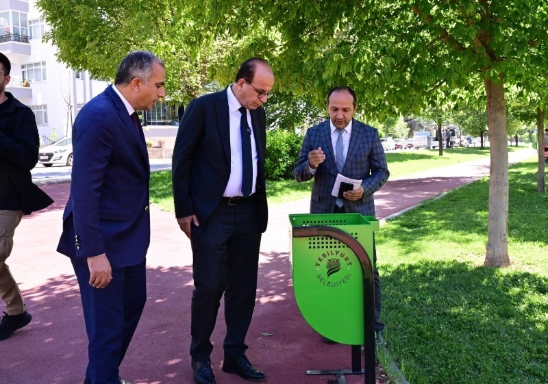 Yeşilyurt Belediyesi, Park ve Sosyal Yaşam Alanlarını Yenileyerek Yaşam Kalitesini Artırıyor