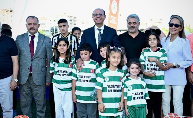 Yeşilyurt Belediyesi ve Gençlik ve Spor İl Müdürlüğü İş Birliğiyle Yaz Spor Okulları Açılışı Yoğun Katılımla Gerçekleşti