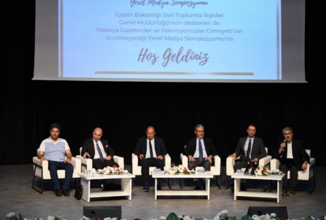 İçişleri Bakanlığı Desteğiyle Düzenlenen Etkinlikte Yerel Medyanın Sorunları ve Çözüm Önerileri Masaya Yatırıldı