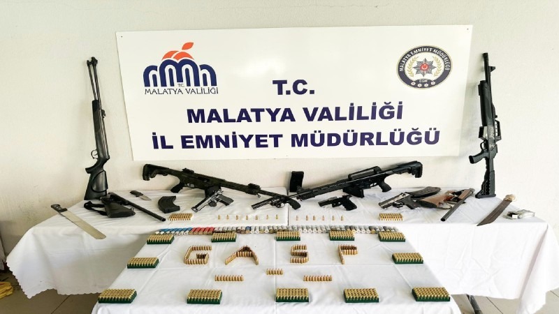 Malatya’da Büyük Operasyon: 29 Şüpheli Yakalandı, Silah ve Mühimmat Ele Geçirildi