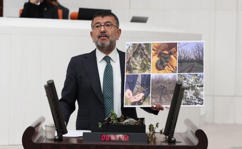 CHP’li Ağbaba:  Çiftçilerin bankalara olan toplam borcu 1 trilyon 8 milyar lirayı aştı.