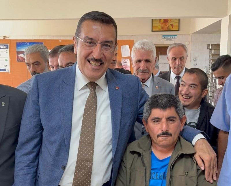 Milletvekili Bülent Tüfenkci Arguvan’da: “Hizmet Bizim İşimiz, Gönüllere Girmek Vazifemiz”