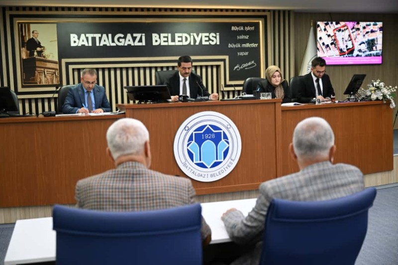 Battalgazi Belediye Meclisi Ekim Ayı Toplantısında 2026 Bütçesi ve İmar Planı Değişiklikleri Görüşüldü