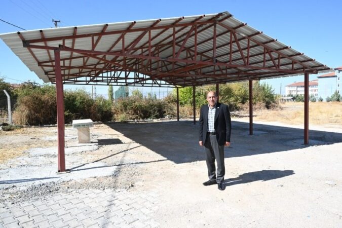 Yeşilyurt Belediyesi, Suluköy Mezarlığını Yenileyerek Halkın Hizmetine Sundu