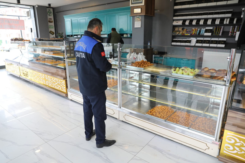 Battalgazi’de Bayram Mesaisi: Zabıta Ekipleri Denetimlerini Sıklaştırdı