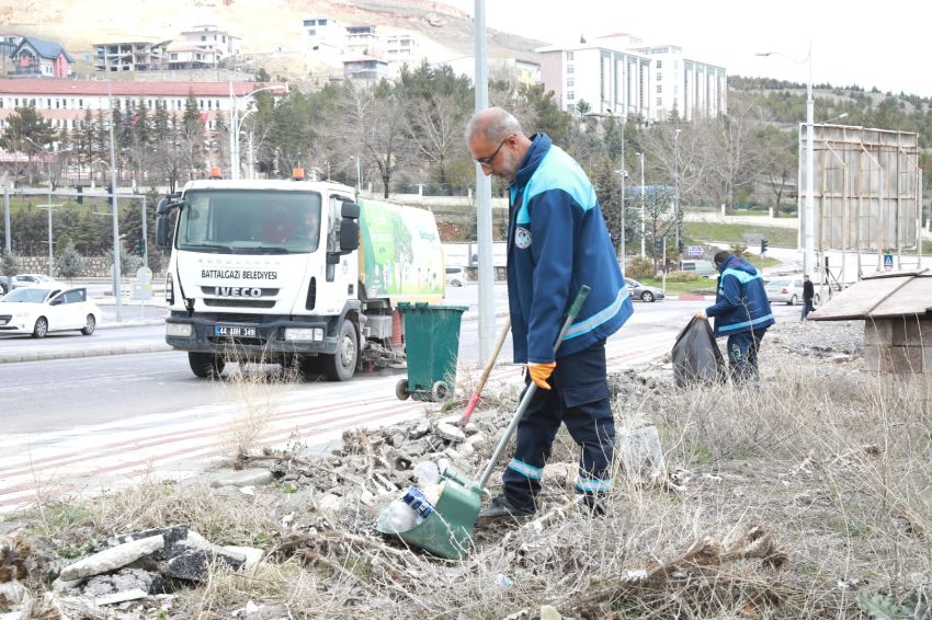 Battalgazi’de Hijyen Seferberliği: Bayram ve Yağış Sonrası Kapsamlı Temizlik Hamlesi