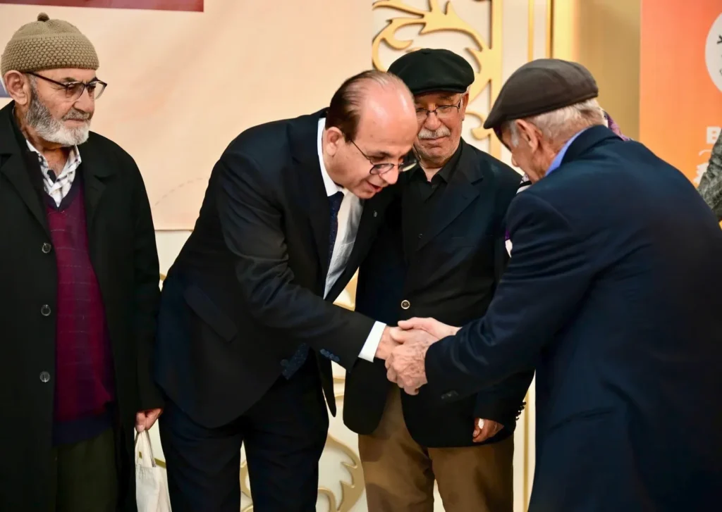 Yeşilyurt’un Bilge Çınarları ‘Bir Yastıkta Yarım Asır’ Programında Buluştu: 72 Yıllık Sadakat Örneği