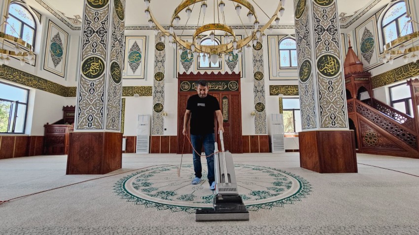 Battalgazi’de Depremin İzleri Siliniyor: Yeniden İnşa Edilen Mehmet Turgut Camii İbadete Hazırlanıyor